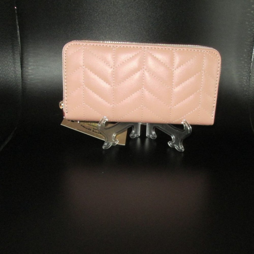 Pink Wallet - Picture 5 of 5